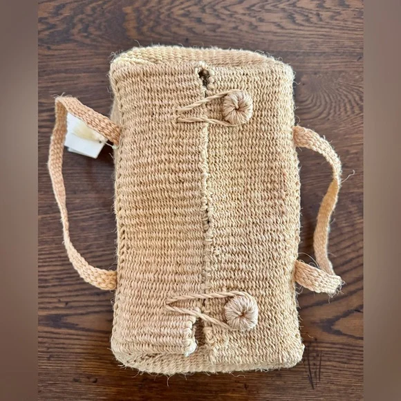 DÔEN Adrian Basket Natural Collectable - Picture 6 of 11